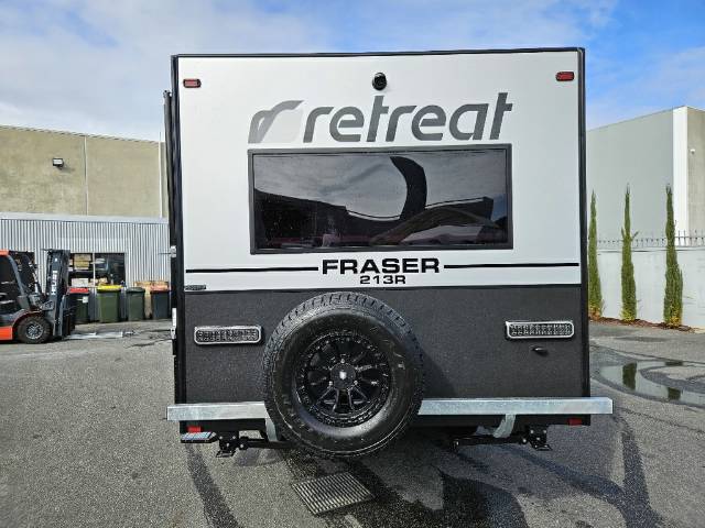 2025 RETREAT FRASER 213R CARAVAN