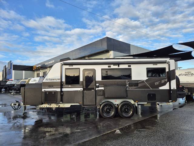 2025 TITANIUM S4 21FD 21′ CLUB LARGE ENSUITE CARAVAN
