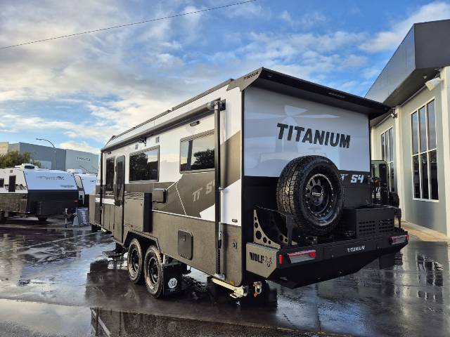 2025 TITANIUM S4 21FD 21′ CLUB LARGE ENSUITE CARAVAN