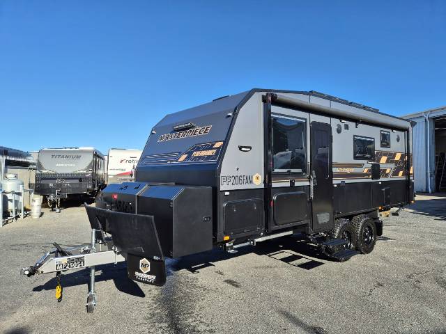 2025 MASTERPIECE PERFORMANCE 206 FAM 3 BUNK CARAVAN