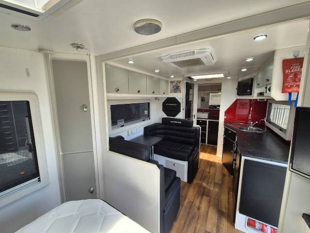 2019 MASTERPIECE PERFORMANCE 206 CARAVAN