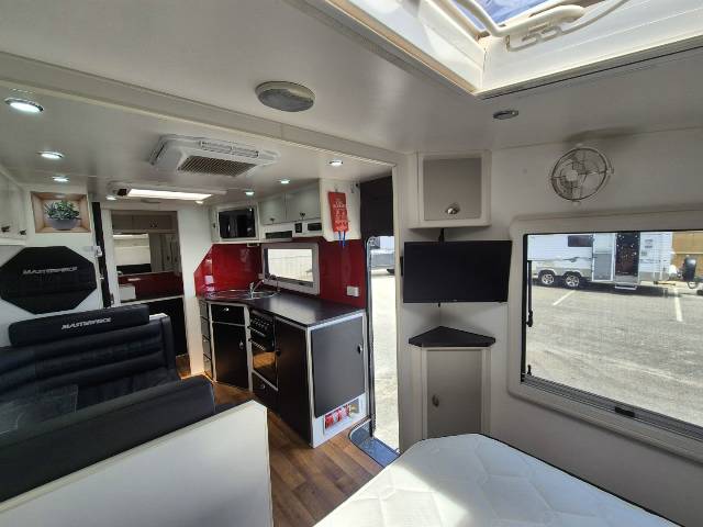 2019 MASTERPIECE PERFORMANCE 206 CARAVAN