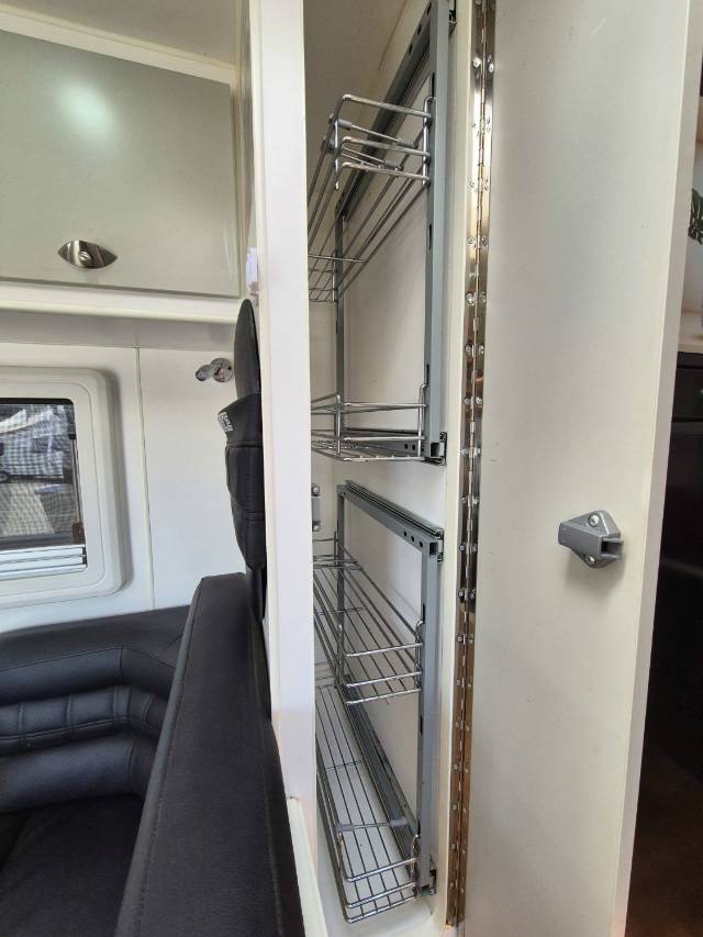 2019 MASTERPIECE PERFORMANCE 206 CARAVAN