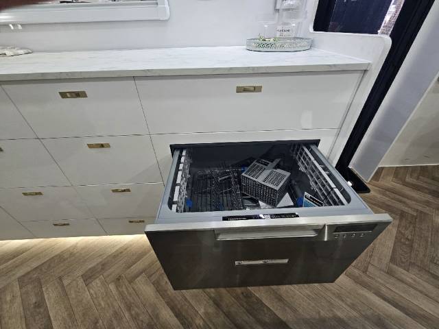 2025 RETREAT ERV 217C CARAVAN