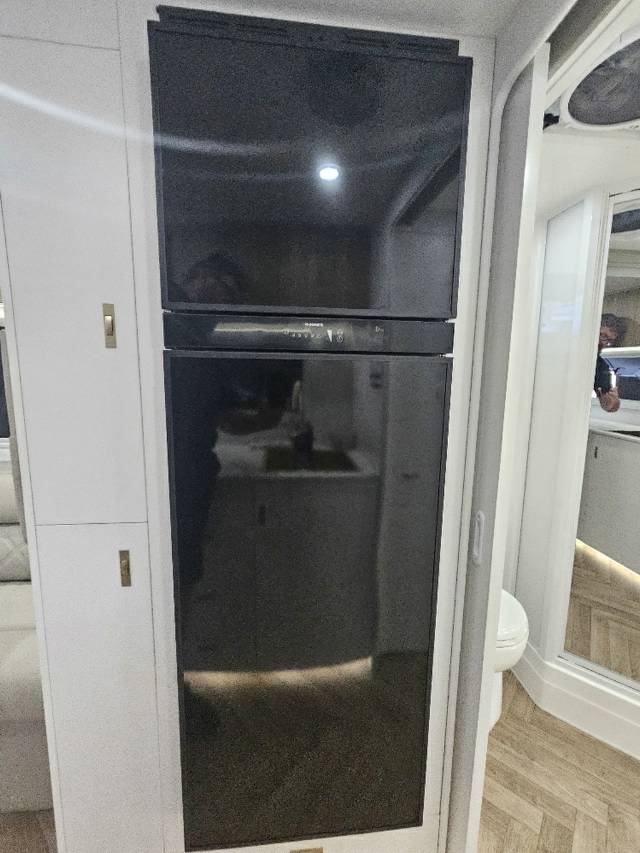 2025 RETREAT ERV 217C CARAVAN