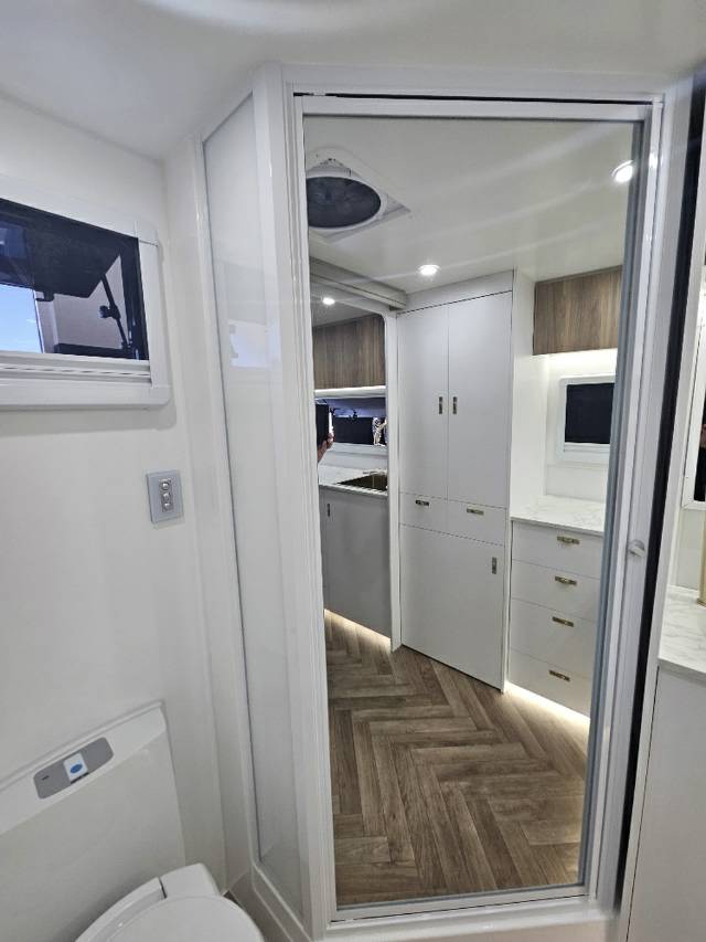 2025 RETREAT ERV 217C CARAVAN