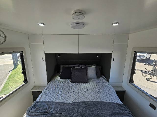 2022 RETREAT ERV 199R CARAVAN