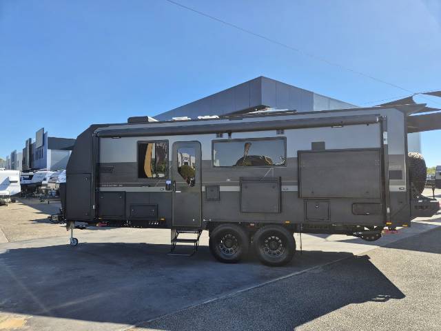 2026 TITANIUM WS1 206KBD/T 20’6 KING BED CARAVAN
