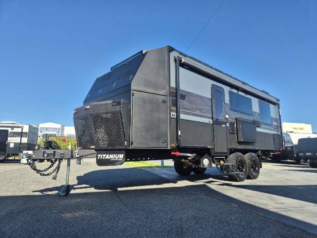 2026 TITANIUM WS1 206KBD/T 20’6 KING BED CARAVAN