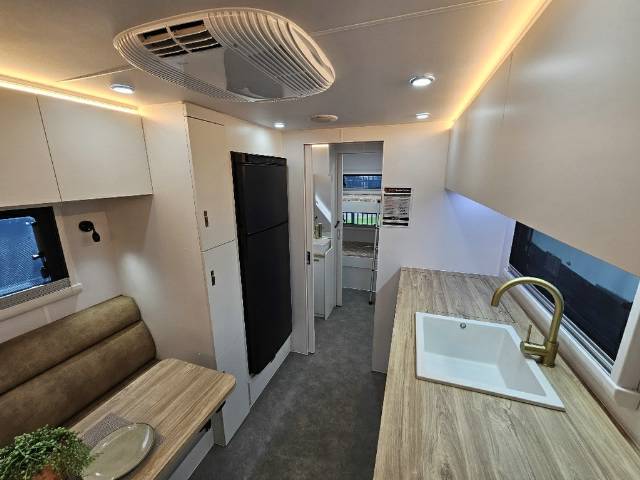 2026 NETWORK RV TOURING 21′ REAR BUNK CARAVAN
