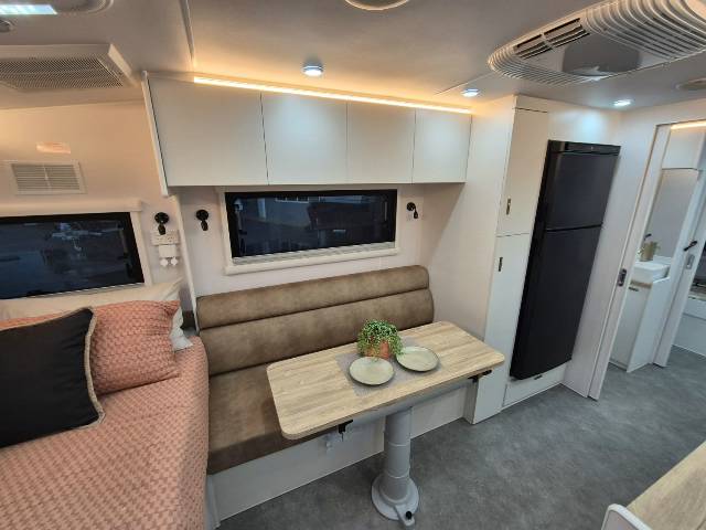 2026 NETWORK RV TOURING 21′ REAR BUNK CARAVAN