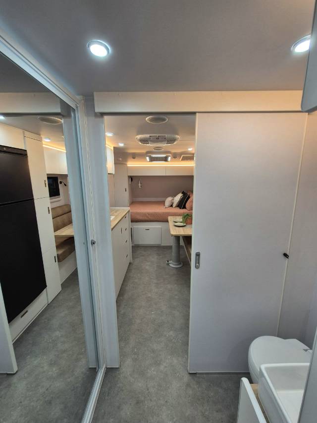 2026 NETWORK RV TOURING 21′ REAR BUNK CARAVAN