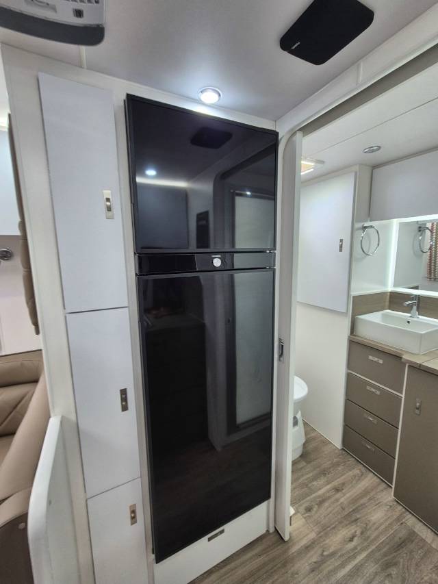 2026 MASTERPIECE PERFORMANCE 18 CARAVAN