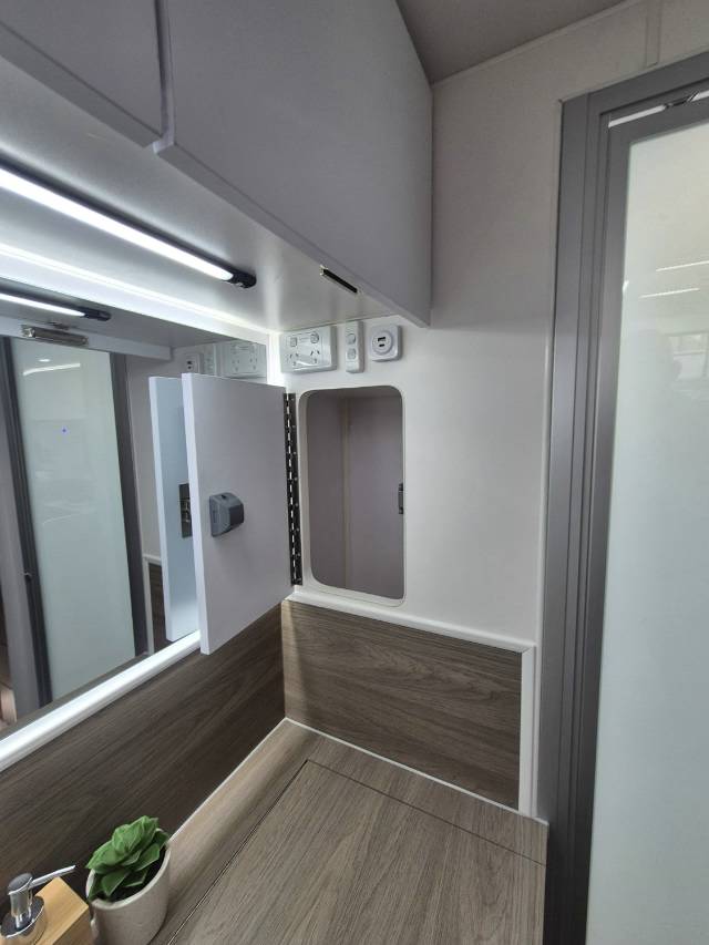 2026 MASTERPIECE PERFORMANCE 18 CARAVAN