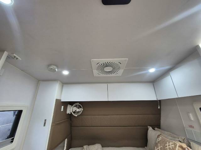 2026 MASTERPIECE PERFORMANCE 18 CARAVAN