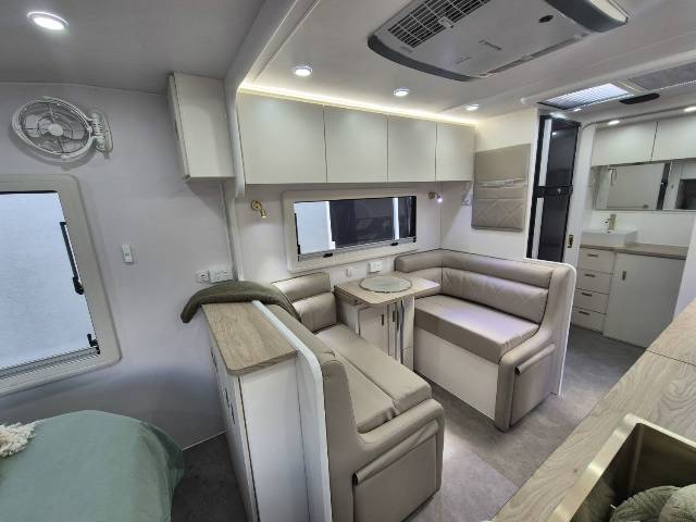 2026 MASTERPIECE PERFORMANCE 196R CARAVAN
