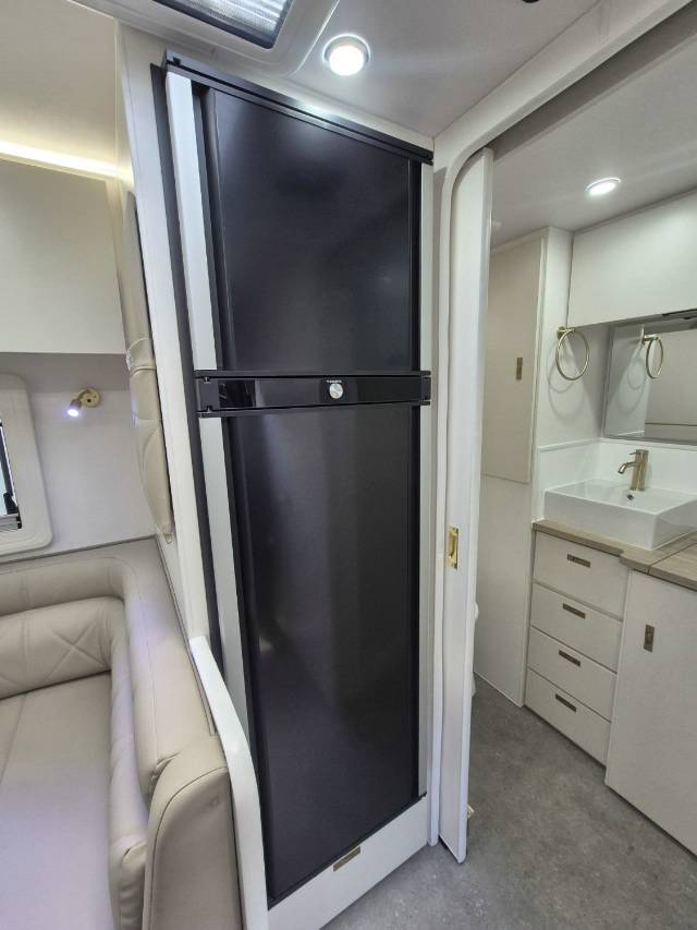 2026 MASTERPIECE PERFORMANCE 196R CARAVAN