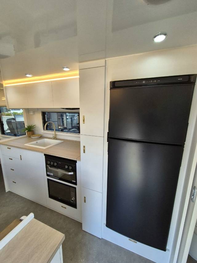 2026 NETWORK RV TERRAIN TUFF 196RDP CARAVAN