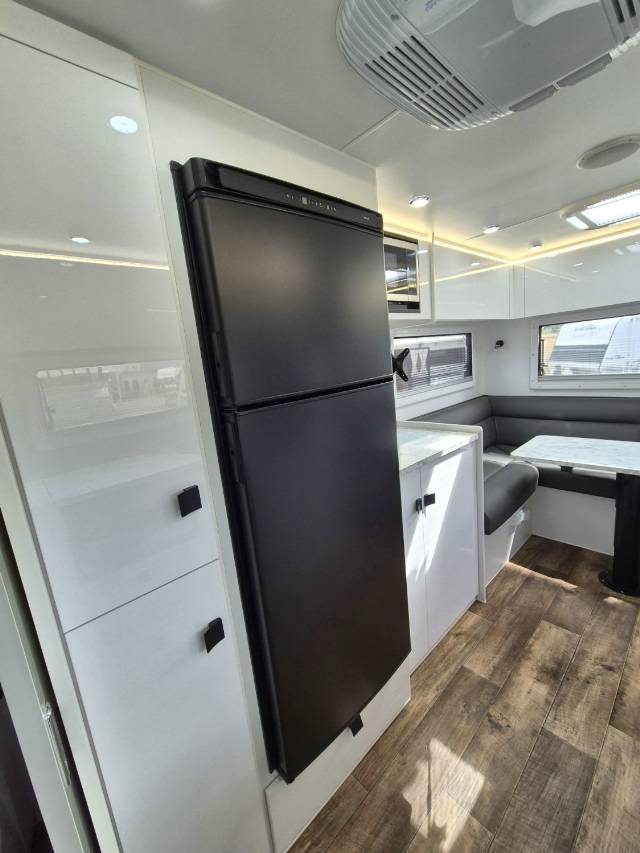 2024 NETWORK RV CARAVANS TOURING 21’6 REAR CLUB CARAVAN