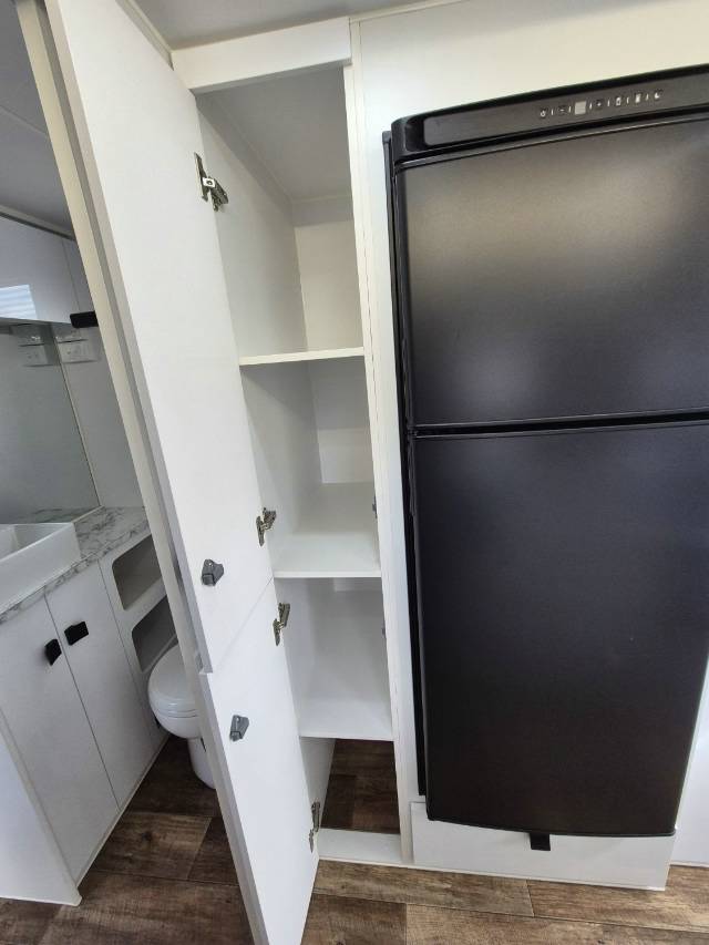2024 NETWORK RV CARAVANS TOURING 21’6 REAR CLUB CARAVAN