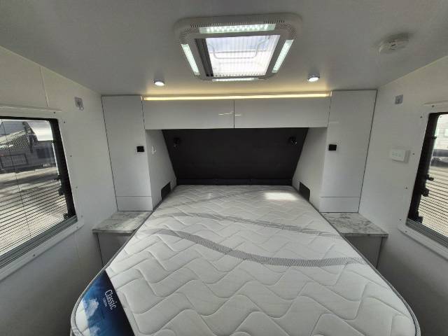 2024 NETWORK RV CARAVANS TOURING 21’6 REAR CLUB CARAVAN
