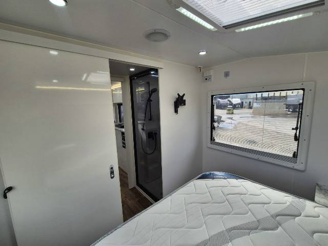 2024 NETWORK RV CARAVANS TOURING 21’6 REAR CLUB CARAVAN