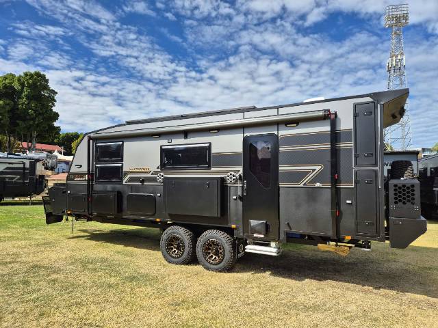 2025 MASTERPIECE DIRECTORS EDITION 23′ CARAVAN