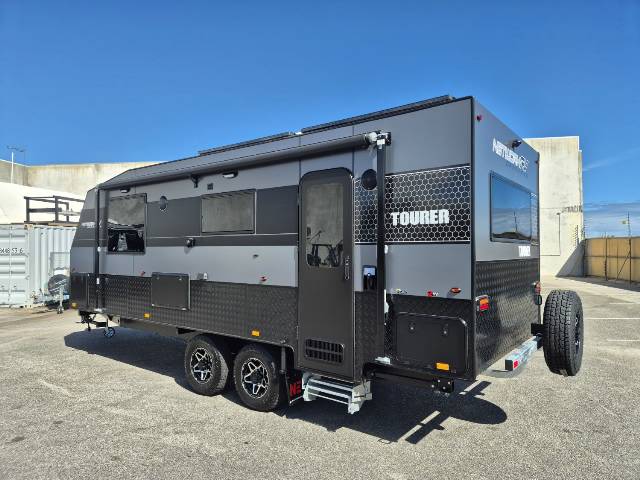 2026 NETWORK RV TOURING 21’6 REAR CLUB CARAVAN