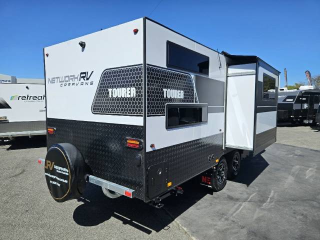 2026 NETWORK RV TOURING 22′ FAMILY SLIDEOUT CARAVAN