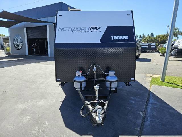 2026 NETWORK RV TOURING 22′ FAMILY SLIDEOUT CARAVAN