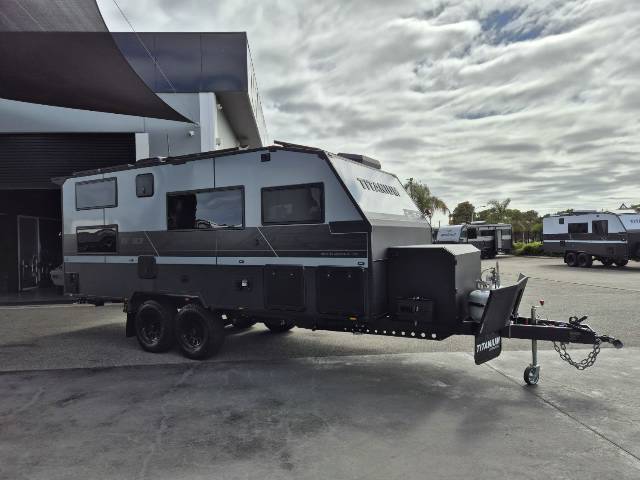 2026 TITANIUM S3 196D/T QUEEN EW BUNK CARAVAN