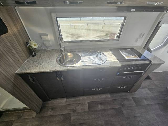 2023 AVAN ASPIRE 572 CARAVAN