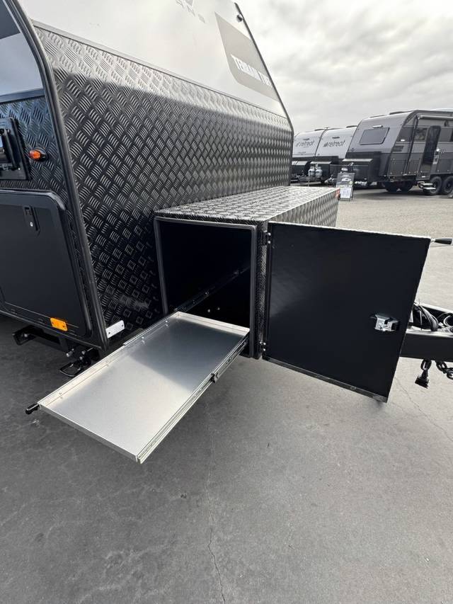 2026 NETWORK RV TERRAIN TUFF 21′ FAMILY 3 BUNK CARAVAN
