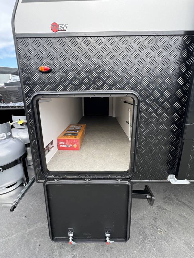 2026 NETWORK RV TERRAIN TUFF 21′ FAMILY 3 BUNK CARAVAN