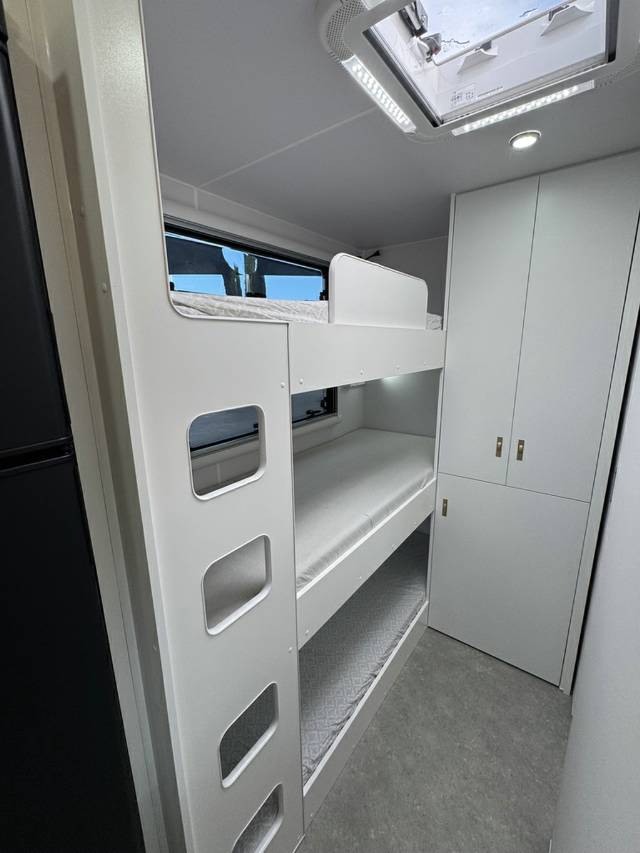 2026 NETWORK RV TERRAIN TUFF 21′ FAMILY 3 BUNK CARAVAN