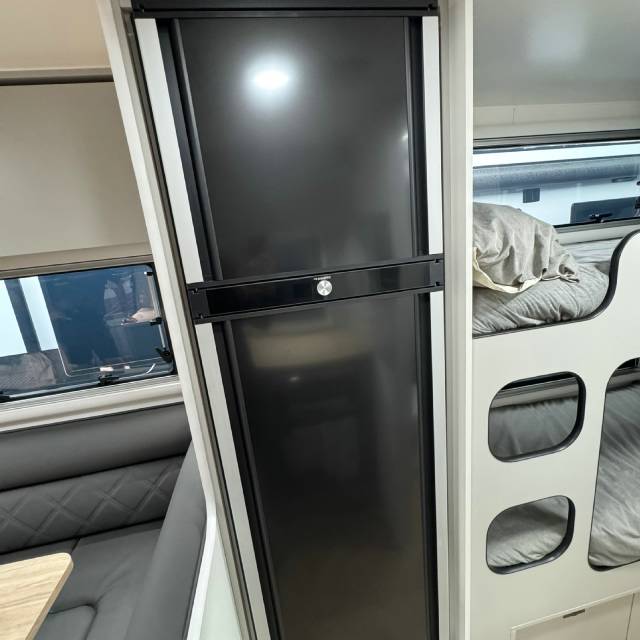 2026 TITANIUM S3 196D/T QUEEN EW BUNK CARAVAN
