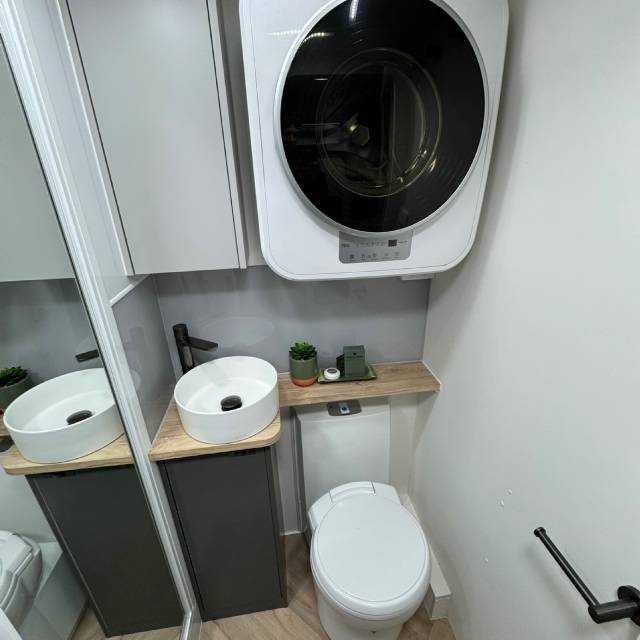 2026 TITANIUM S3 196D/T QUEEN EW BUNK CARAVAN