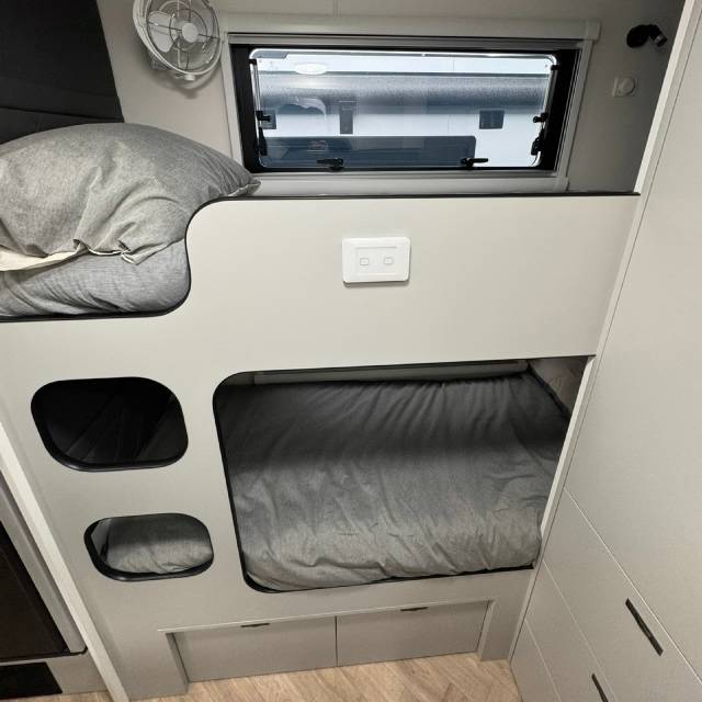 2026 TITANIUM S3 196D/T QUEEN EW BUNK CARAVAN