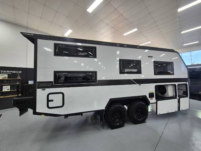 2026 TITANIUM HS2 196HTF 19’6 HT FAMILY BUNK CARAVAN