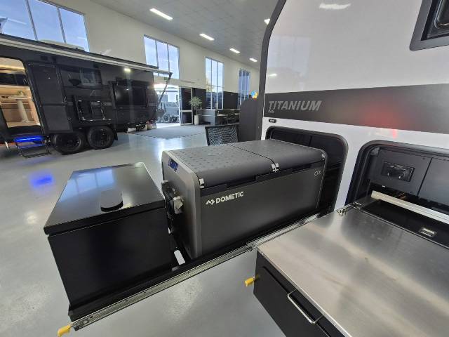 2026 TITANIUM HS2 196HTF 19’6 HT FAMILY BUNK CARAVAN