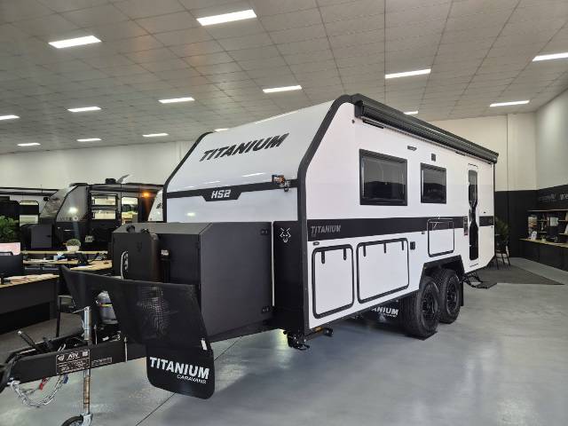 2026 TITANIUM HS2 196HTF 19’6 HT FAMILY BUNK CARAVAN