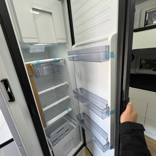 2026 TITANIUM HS2 196HTF 19’6 HT FAMILY BUNK CARAVAN