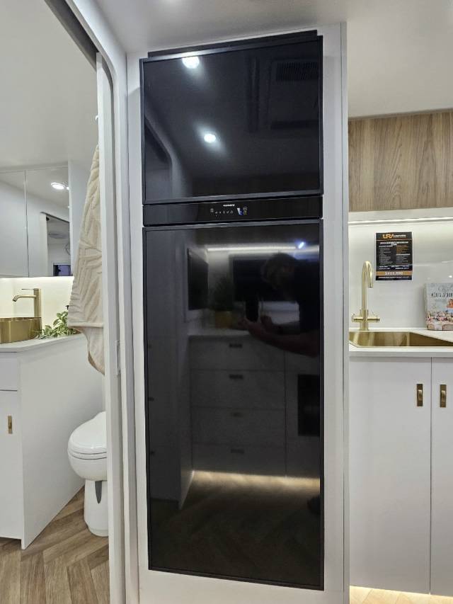 2026 RETREAT DAYDREAM 226R CARAVAN