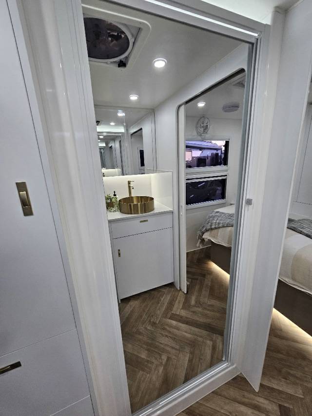 2026 RETREAT DAYDREAM 226R CARAVAN