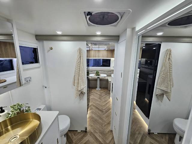 2026 RETREAT DAYDREAM 226R CARAVAN