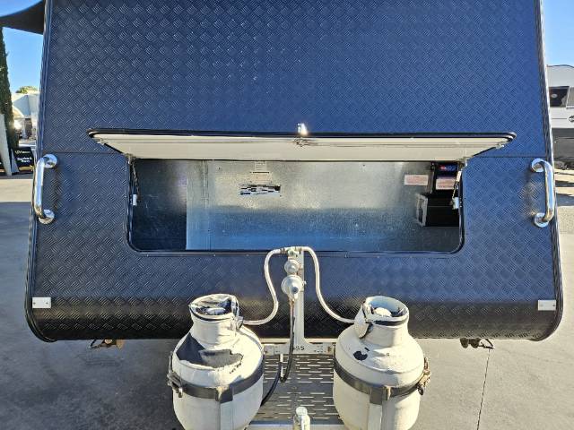2018 RETREAT FRASER 216R CARAVAN