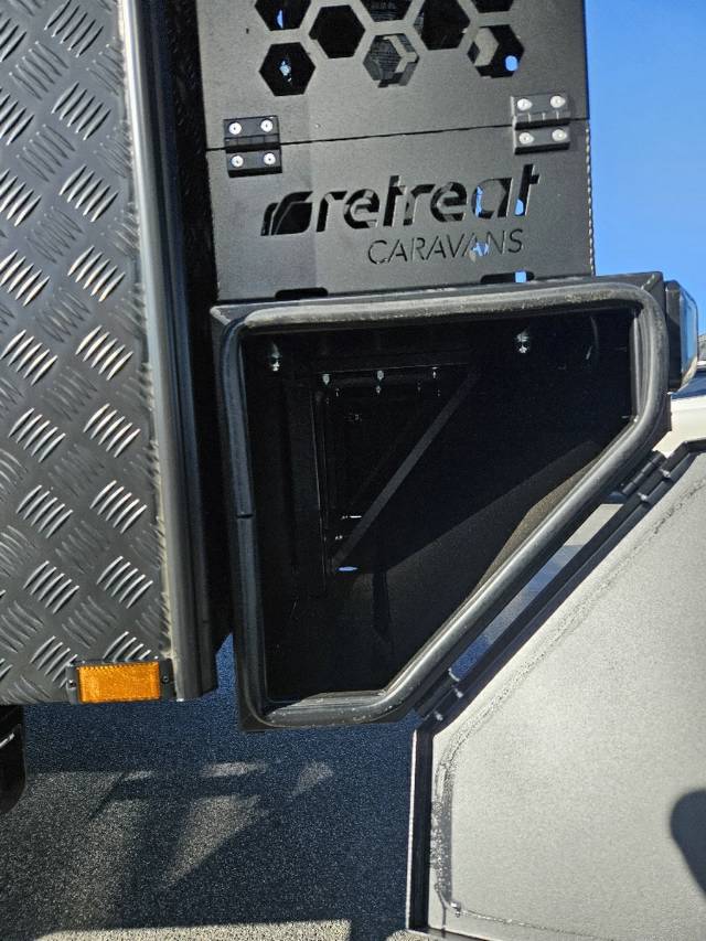 2025 RETREAT ERV 217C CARAVAN