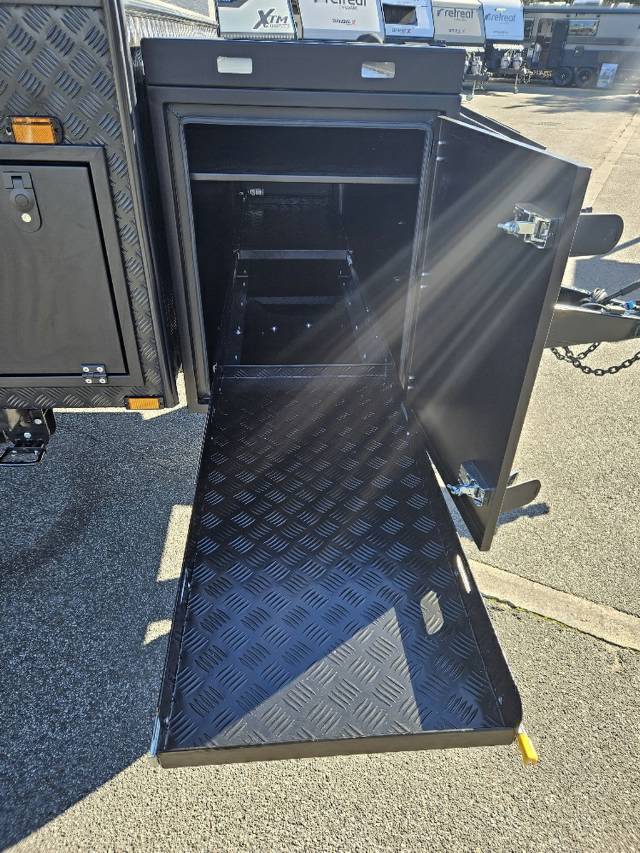 2025 RETREAT ERV 217C CARAVAN