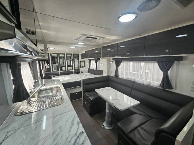2018 RETREAT FRASER 216R CARAVAN