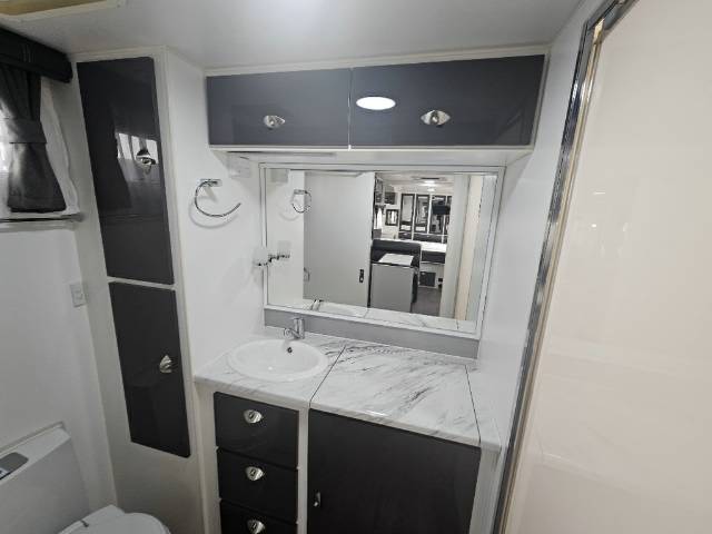 2018 RETREAT FRASER 216R CARAVAN